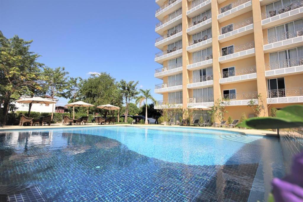 Continental Plaza Vientiane Otel Ban Nongdouang Dış mekan fotoğraf